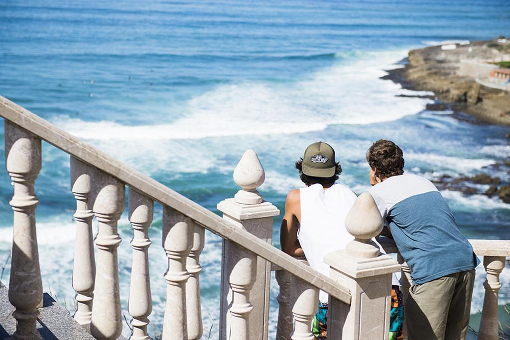 Laneez Ericeira Surf House Hostel Exterior photo