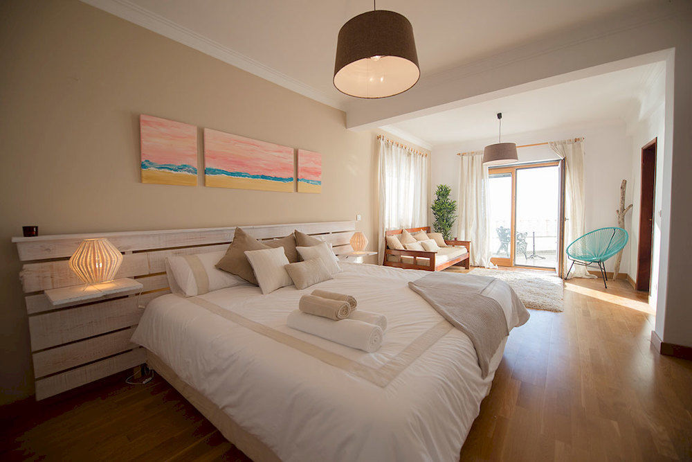 Laneez Ericeira Surf House Hostel Exterior photo