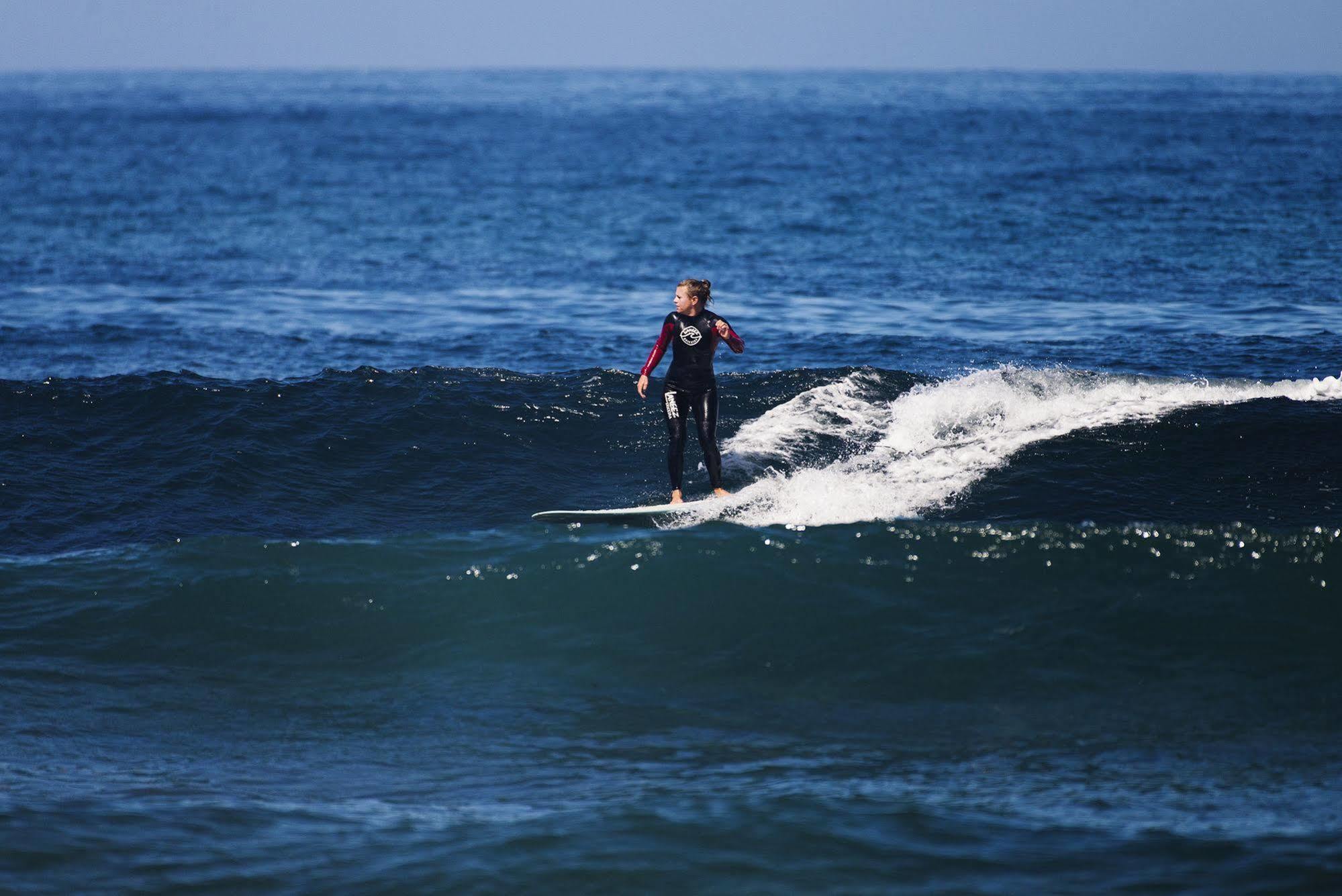 Laneez Ericeira Surf House Hostel Exterior photo